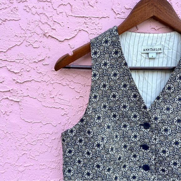 Ann Taylor Vest Waistcoat Size 8 - Picture 3 of 8